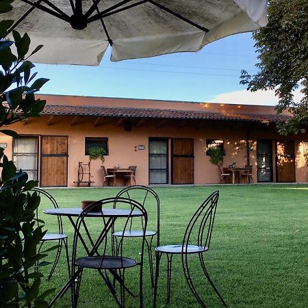 Societa Agricola Le More Agriturismo La Dondina Budrio  Exteriér fotografie