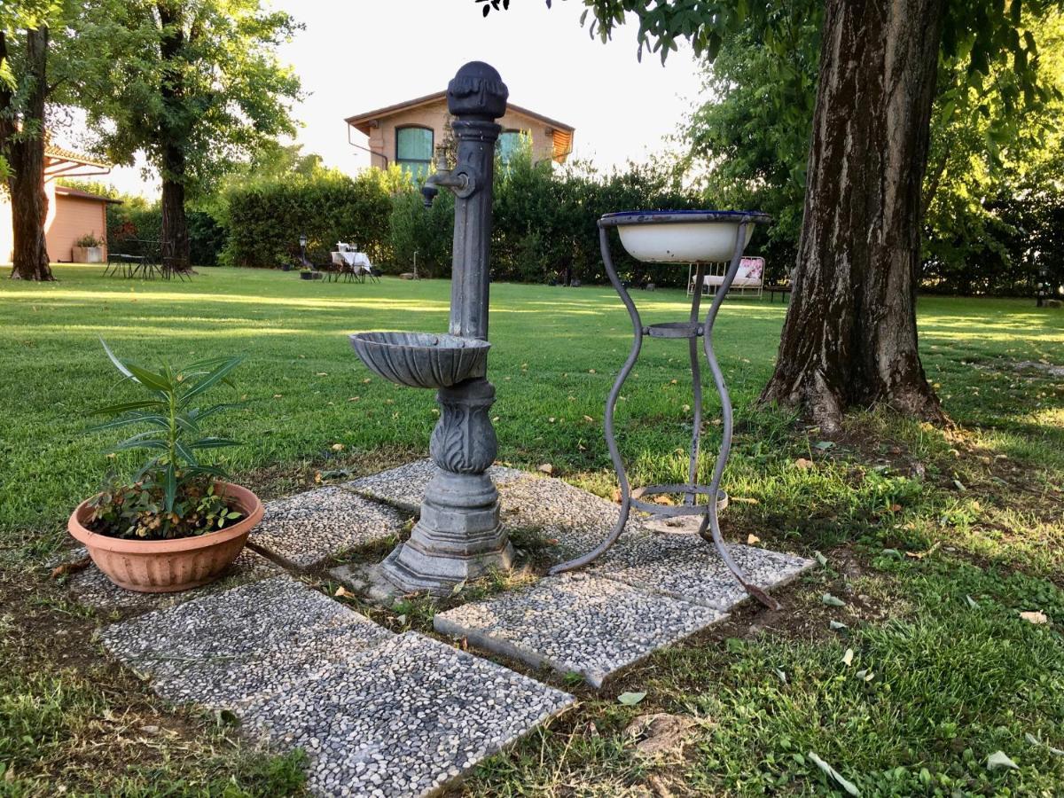 Societa Agricola Le More Agriturismo La Dondina Budrio  Exteriér fotografie